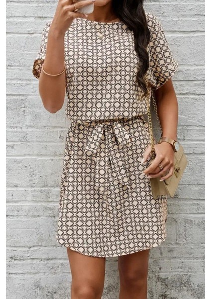 Yuvarlak Yaka Kuşaklı Desenli Süprem Elbise - Desenli modelleri