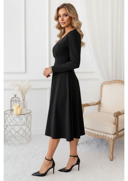 Siyah Kruvaze Yaka Uzun Kollu Diz Altı Elbise modelleri