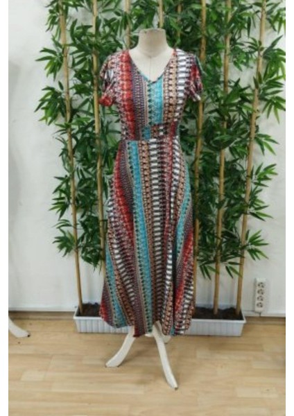 V Yaka Desenli Yırtmaçlı Süprem Elbise - Desenli indirimleri