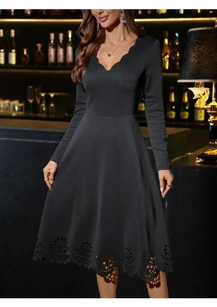 Kadın Uzun Kollu V Yakalı Lazer Kesim Detaylı Midi Ithal Krep Elbise