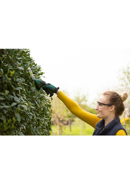 Home And Garden Isio Akülü Çim Makası Seti (3,6 Volt, Bıçak Uzunluğu 12 Cm, Bıçak Mesafesi 8 M fırsatları