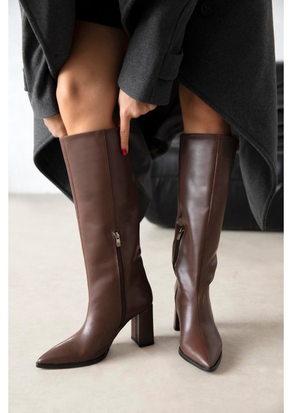 Nicola Kadın Sivri Burun Deri Çizme Kahve modelleri