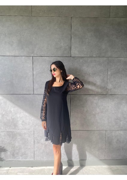 Kadın Uzun Kollu Yuvarlak Yaka Kol ve Etek Ucu Dantelli Kısa Ithal Krep Elbise modelleri