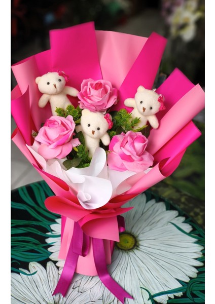 Ayıcık Buketi Sevgiliye Eşe Doğum Günü Yıl Dönümü Özel Gün Için Hediyelik fiyatları