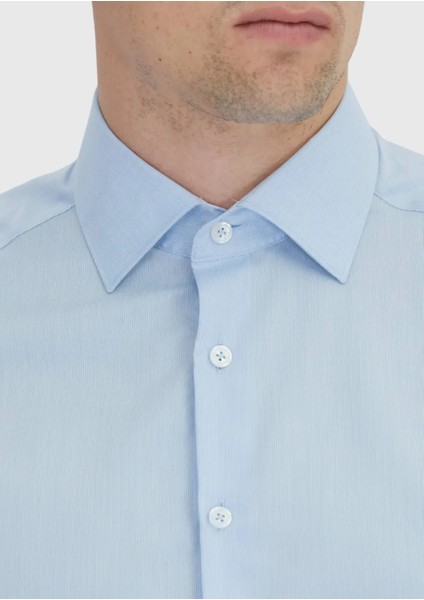 Mavi Çizgili Regular Fit Dokuma Klasik Pamuk Karışımlı Gömlek fırsatları