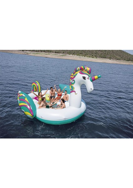 19'4" x 13'3"/5.90M x 4.04M Giant Unicorn Island fiyatları