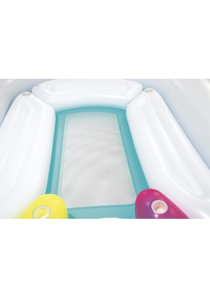 19'4" x 13'3"/5.90M x 4.04M Giant Unicorn Island indirimleri