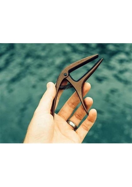 Ekseni Çift Yarıçaplı Capo Siyah Saten indirimleri