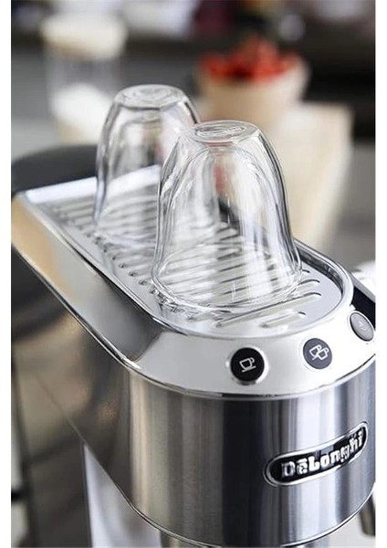 De'longhi Dedica Manuel Espresso Makinesi, 15 cm Genişlik, 1 L Kapasite, 1350W, 15 Bar Basınç fırsatları