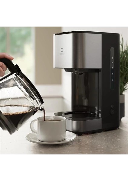 E3CM1-3ST Create 3 Serisi Filtre Kahve Makinesi, Su Seviyesi Göstergesi, Damlama Önleme