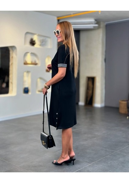 Kadın Kısa Kollu V Yakalı Yanlardan Yırtmaç ve Düğmeli Viskon Iki Iplik Elbise modelleri