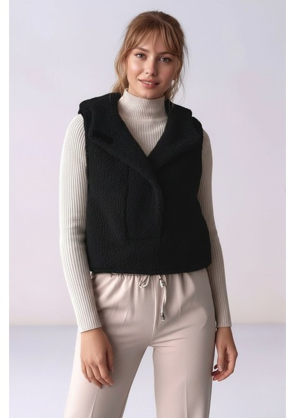 Kadın Önü Çıtçıtlı Kapüşonlu Yan Cepli Tasarım Yaka Spor Şık Crop Peluş Yelek fiyatları