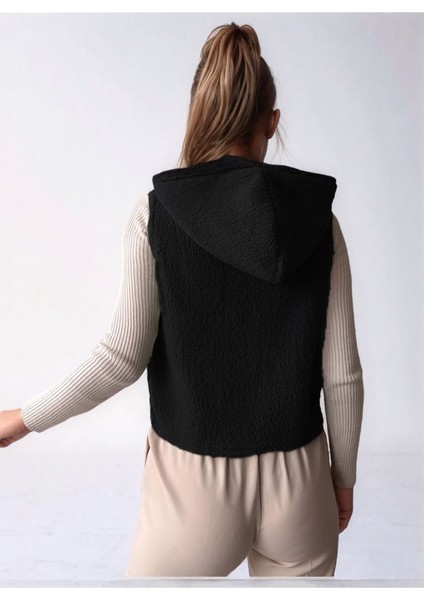 Kadın Önü Çıtçıtlı Kapüşonlu Yan Cepli Tasarım Yaka Spor Şık Crop Peluş Yelek fırsatları