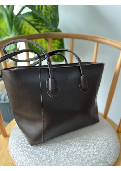 Kadın Büyük Boy Omuz Çantası Acı Kahve modelleri