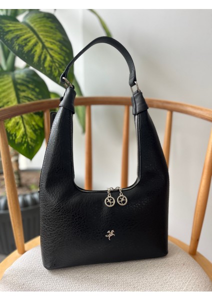 Kadın Siyah Victoria Model Omuz Çantası modelleri