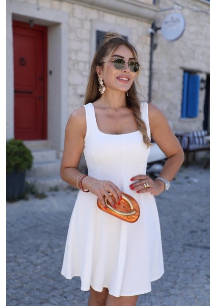 Kadın Kare Yaka Mini Elbise