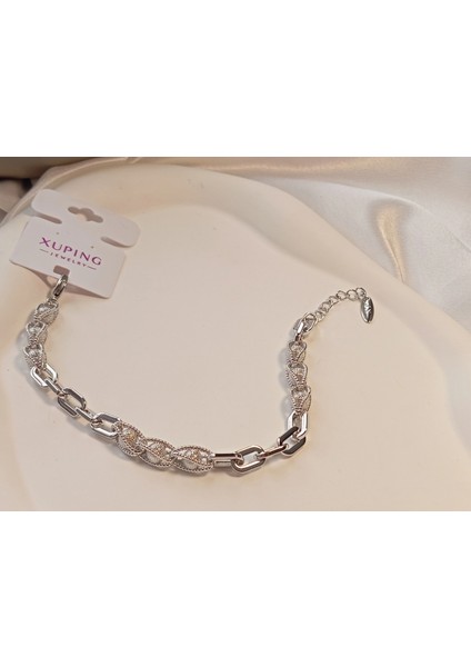Topçuk Zincir Detaylı Xuping Jewelry Gümüş Renk Bileklik fırsatları