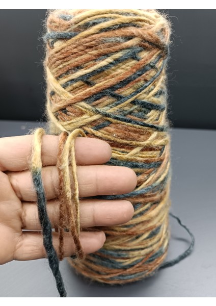 %70 Yün El Örgü Ipi 500 Renkli modelleri