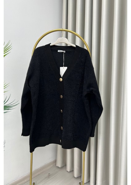 Magazin Oversize Rahat Kalıp V Yaka Düğme Detaylı Angora Kadın Hırka indirimleri