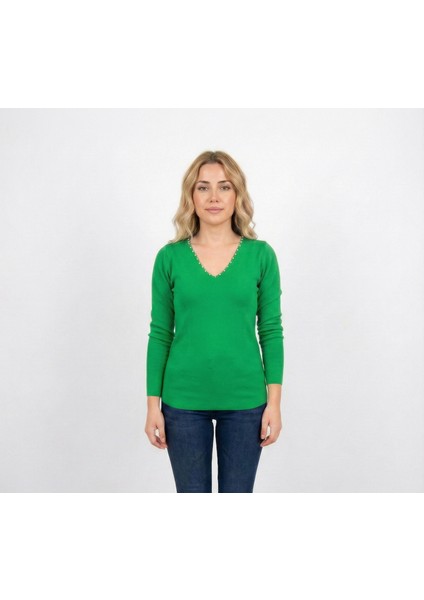 Kadın Koyu Yeşil Yakası Taşlı Merdiven Yaka Triko Kazak