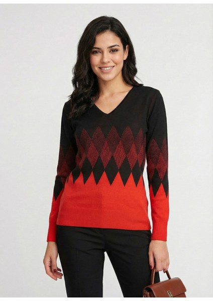 Kadın Kırmızı Baklava Desenli V Yaka Kazak
