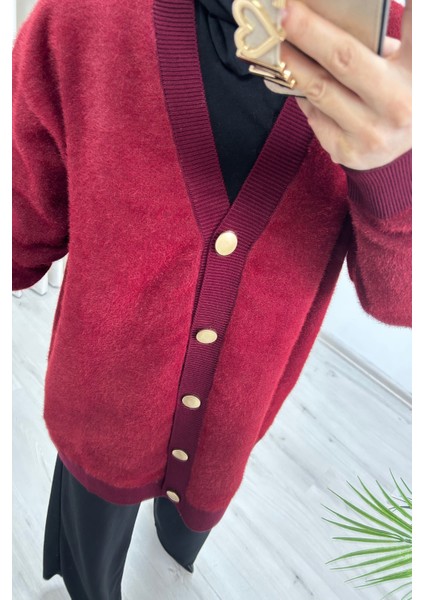 Magazin Oversize Rahat Kalıp V Yaka Düğme Detaylı Angora Kadın Hırka indirimleri