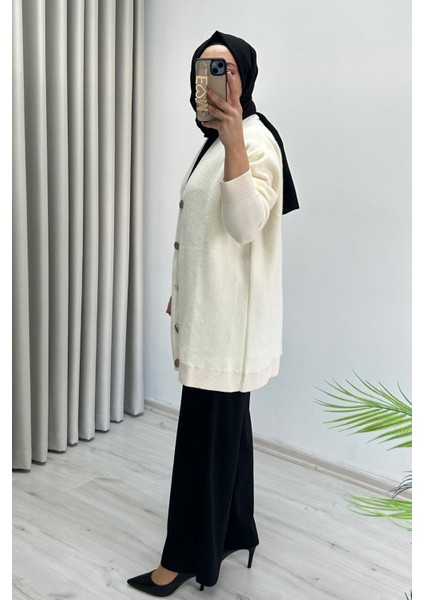 Magazin Oversize Rahat Kalıp V Yaka Düğme Detaylı Angora Kadın Hırka fiyatları