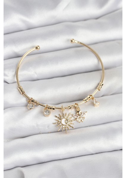 Güneş Charmlı Gold Renk Pirinç Kadın Bileklik - TJ-BB8041