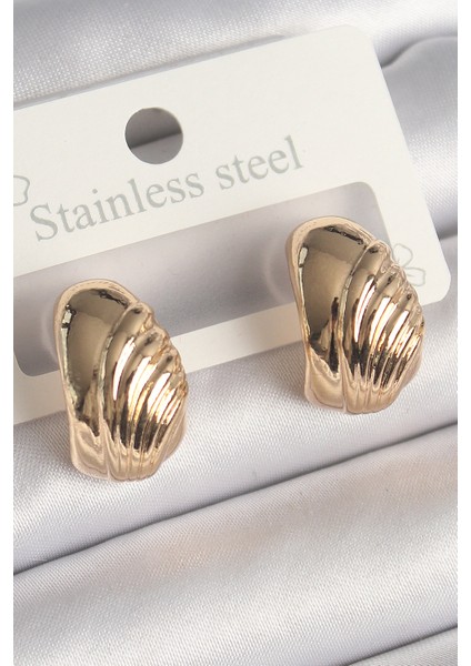 Pirinç Gold Renk Işleme Detaylı Yarım Halka Model Kadın Küpe - TJ-BKP10245