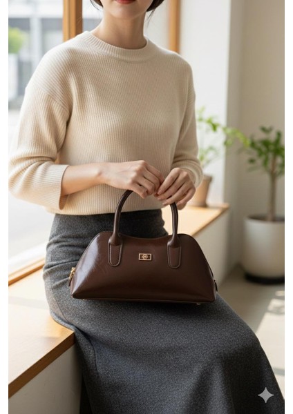 Kırışık Rugan Kadın El ve Omuz Çantası Zarif, Şık ve Kaliteli