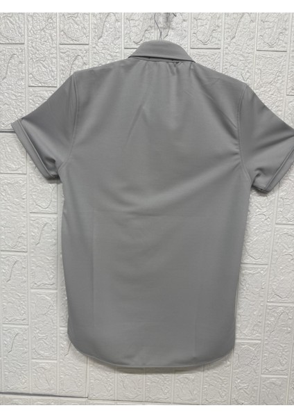 Kısa Kollu Sade Gömlek fırsatları