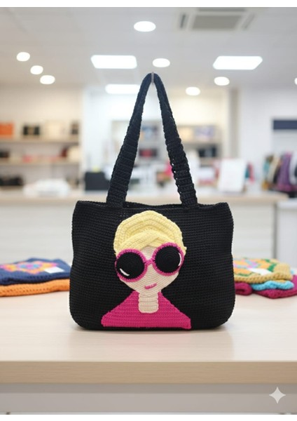 El Yapımı Kadın Detaylı Kol Çantası