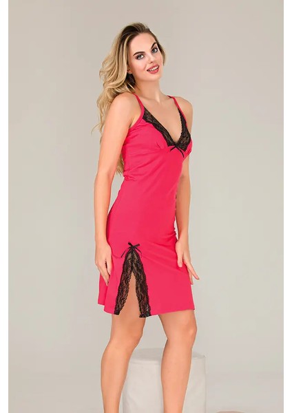 Lady Dantelli Mini Yırtmaç Penye Gecelik