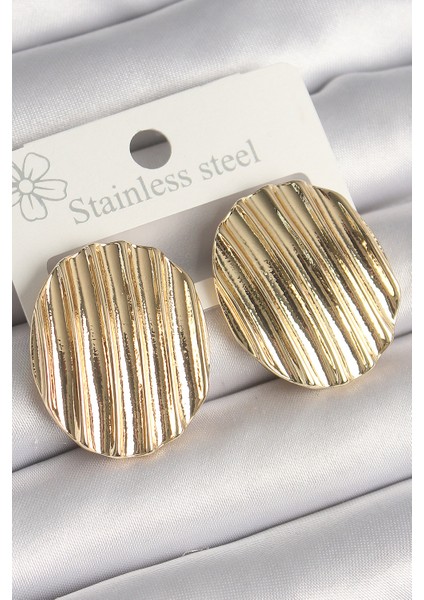 Pirinç Gold Renk Işlemeli Daire Plaka Model Kadın Küpe - TJ-BKP10244