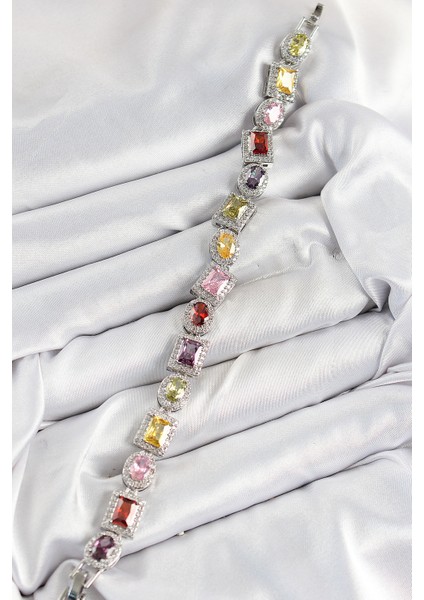 Pirinç Karışık Zirkon Taşlı Baget Model Gümüş Renk Vıp Seri Kadın Bileklik - TJ-BB7503 fiyatları