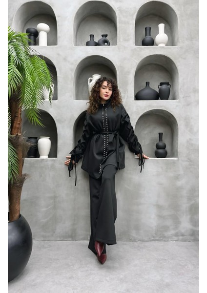 Taş Süslemeli Volanlı Kol Detaylı Premium skuba Kumaş Pantolonlu Ikili Takım modelleri