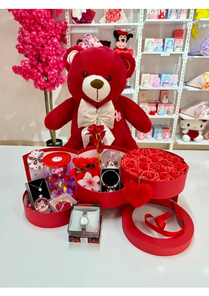 Kırmızı Kat Kat Mutluluk - Sevgiliye Özel Hediye | Kar Küresi + Takı + Peluş Ayıcık