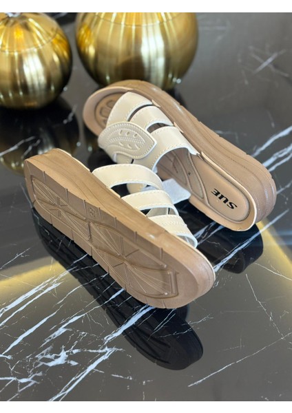 Kadın Ortopedik Rahat Günlük Terlik – Kaymaz Taban, Yumuşak Anatomik Iç Taban, Nefes Alan Şerit Detaylı Konforlu Yazlık Terlik modelleri