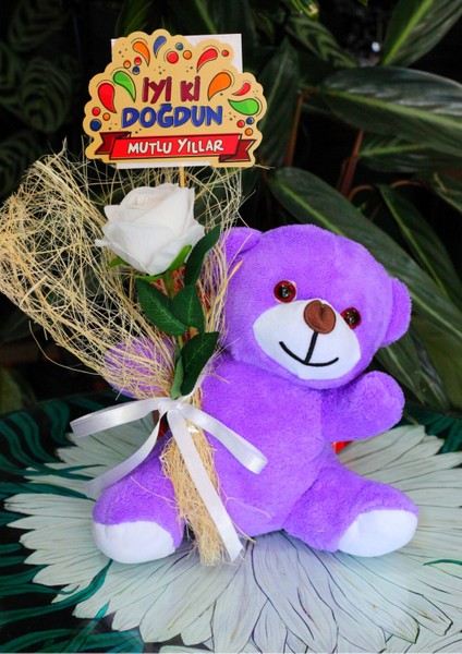 Elinde Kadife Gül & Iyi Ki Doğdun Kartı Tutan 25CM Peluş Ayı Sevdiklerinize Özel Gün Hediyesi