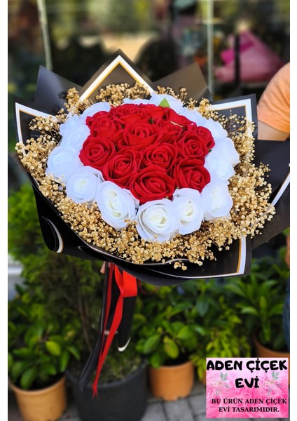 Kız Isteme,söz,nişan,tanışma Buketi Kadife Yapay Kırmızı-Beyaz Gül Bukleti