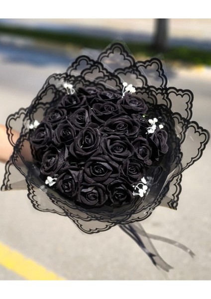 Her Gül Kırmızı Açmaz; Bazı Aşklar Geceye Yakışır. (Kadife Gül Buketi 21'li)