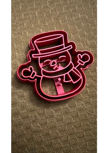 Yılbaşı Temalı 5'li Kurabiye Kalıbı Seti, Kırmızı Renkli, Eğlenceli ve Şık Tasarım fiyatları