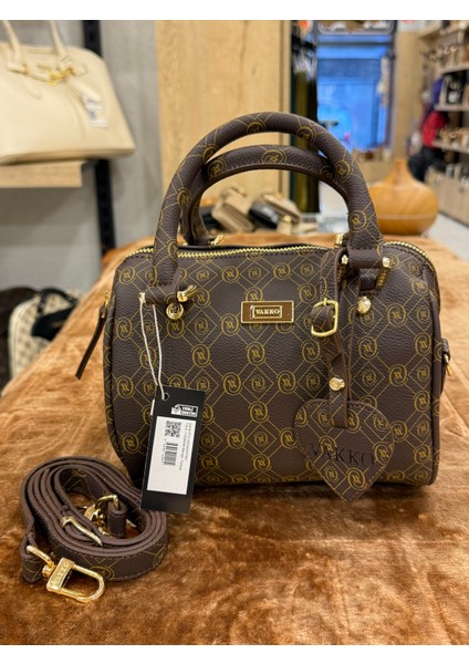 Orta Boy Zincir Askılı Şık Deri Omuz Çantası | Kadın Çanta | Günlük & Özel