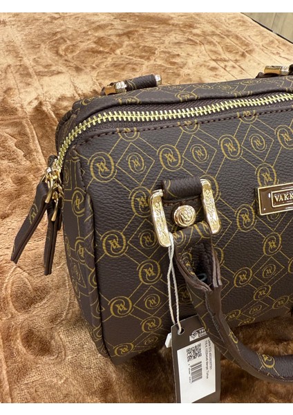 Orta Boy Zincir Askılı Şık Deri Omuz Çantası | Kadın Çanta | Günlük & Özel fiyatları