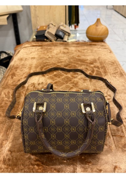 Orta Boy Zincir Askılı Şık Deri Omuz Çantası | Kadın Çanta | Günlük & Özel modelleri