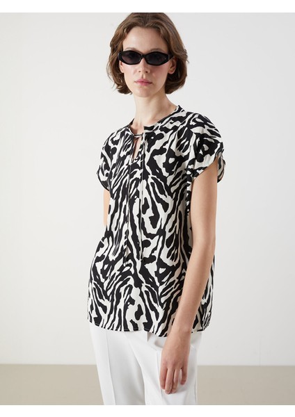 Yeni Sezon Bağlamalı Yaka Desenli Bluz