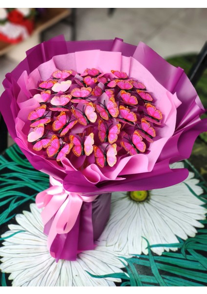 Kelebek Buketi Işıklı Sevgiliye Eşe Doğum Günü Özel Gün Hediyesi fiyatları