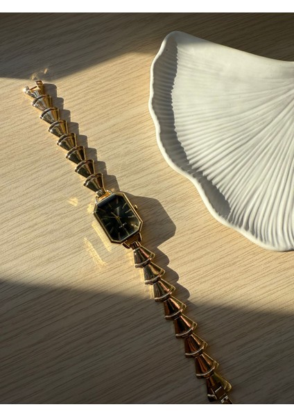 Retro Minimal Metal Kordon Vintage Kadın Kol Saati Içi Siyah indirimleri