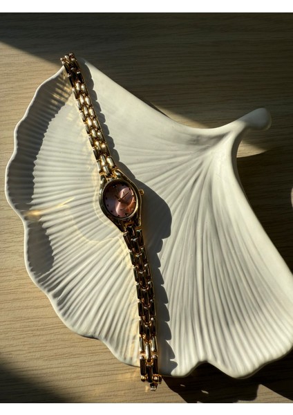 Retro Minimal Metal Kordon Vintage Kadın Kol Saati Içi Pembe indirimleri