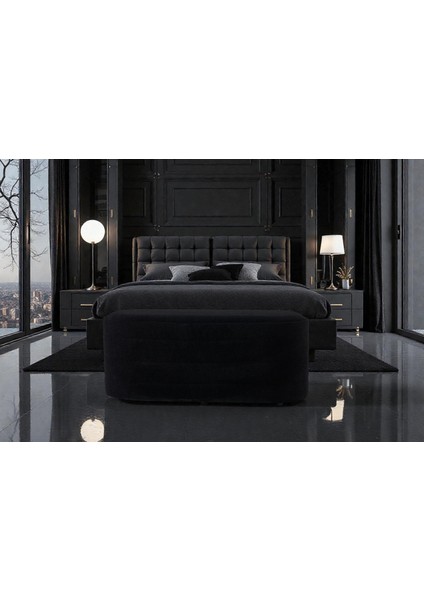 Siyah Bombeli Bench – Yatak Ucu veya Modern Oturma Alanı için Şık Premium Seçim